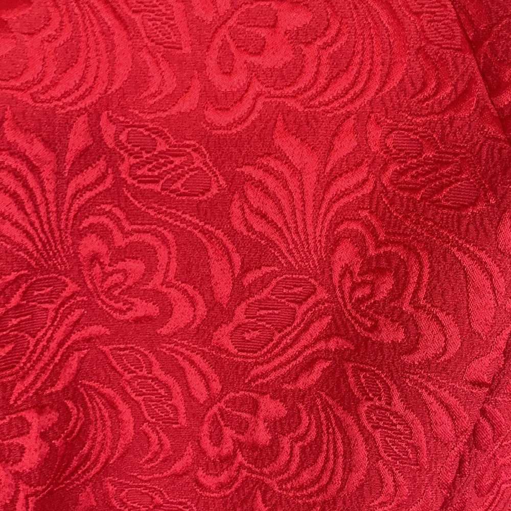 Red Liz Claiborne Pleated dress with belt. Size 12. EUC. - Picture 4 of 5